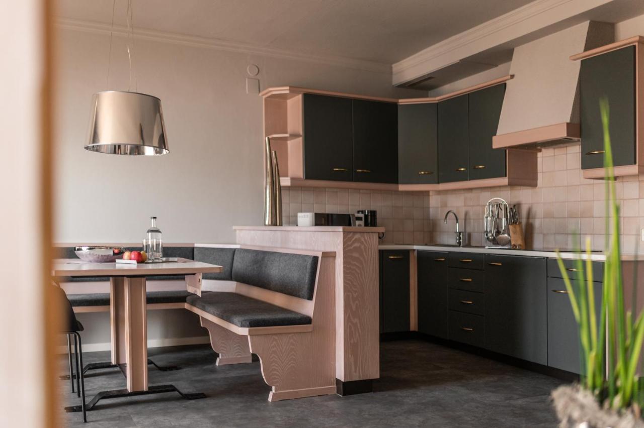 Apartmenthotel Ritterhof Suites & Breakfast Schenna Buitenkant foto