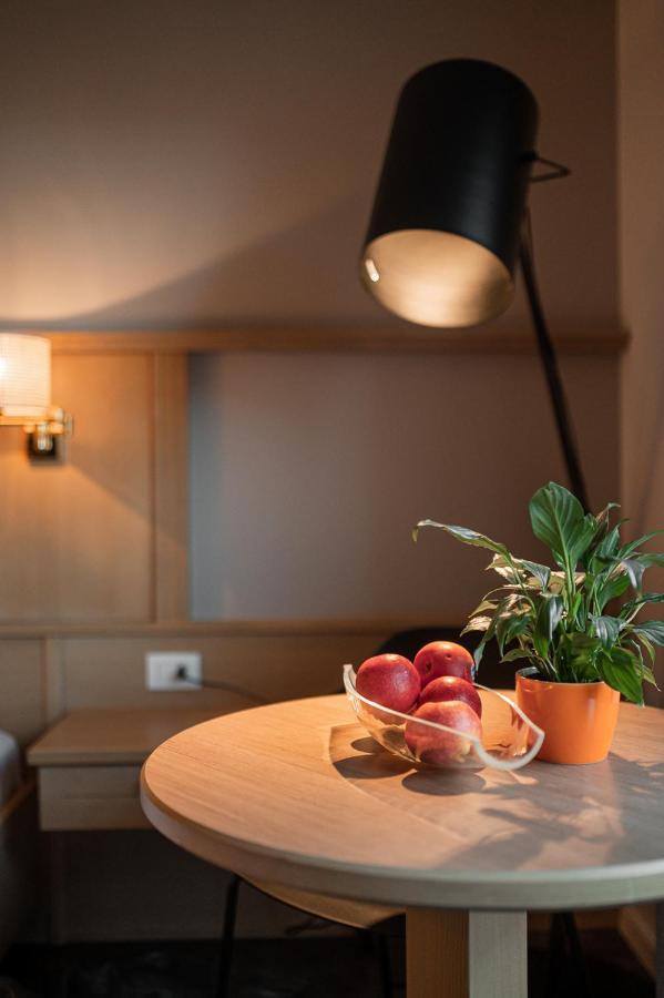 Apartmenthotel Ritterhof Suites & Breakfast Schenna Buitenkant foto