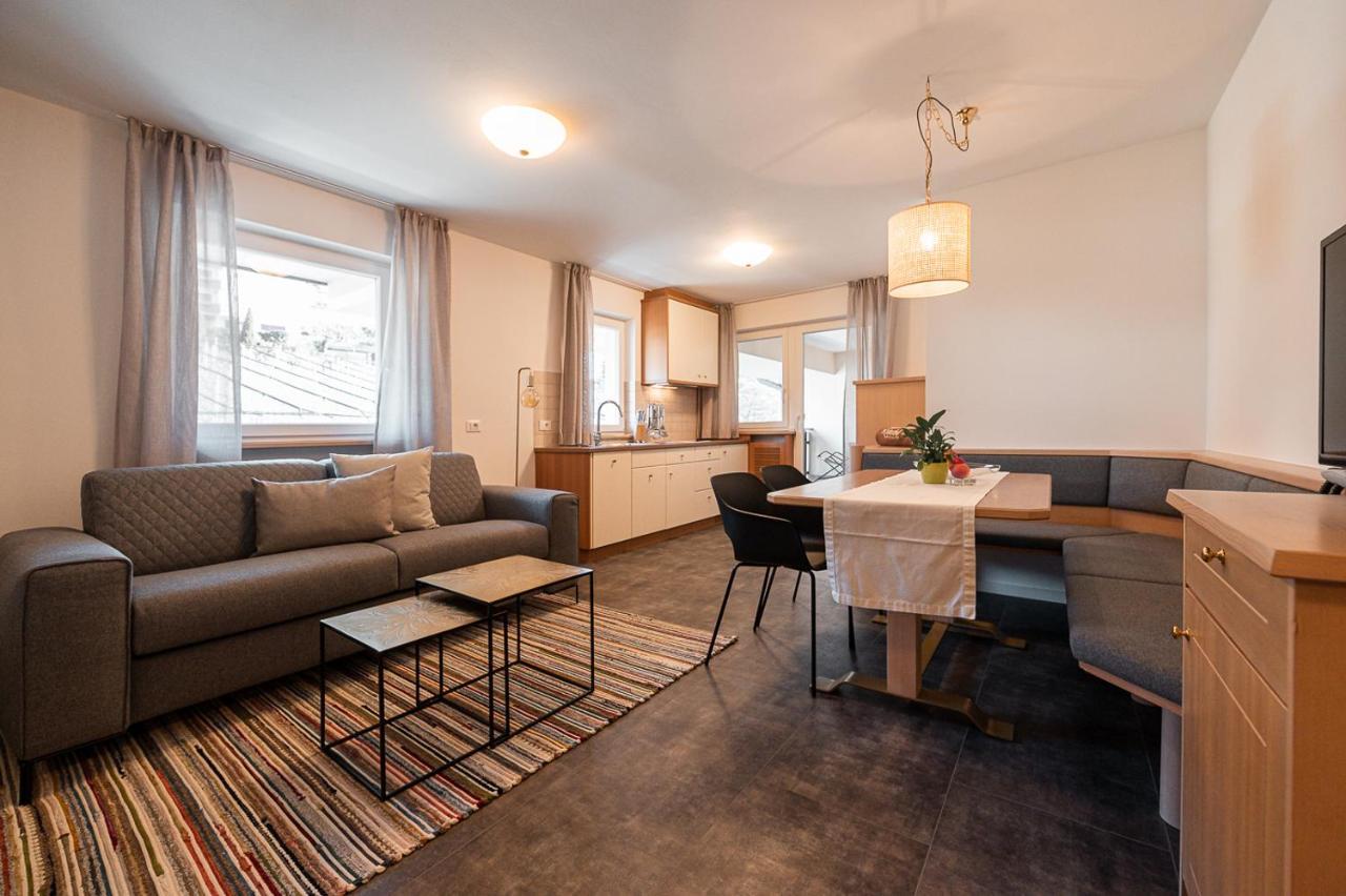 Apartmenthotel Ritterhof Suites & Breakfast Schenna Buitenkant foto